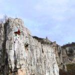 Пещерно-скални приключения из Лакатнишките скали