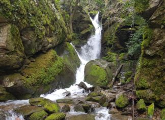 Водопадите в планина Беласица – Ляшнишки водопад