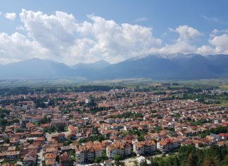 Панорамна алея Стъпалата, Разлог – една забележителност за всеки вкус панорамна алея Стъпалата