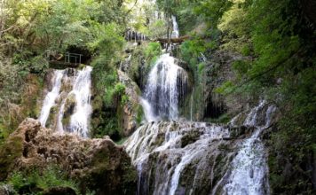 Крушунските водопади и пещера Гарваница