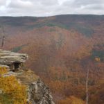 Родопите есенно - Панорамна скала край Равнища, с Дедево