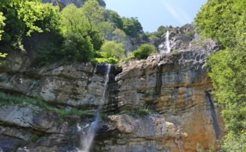 Вазовата екопътека и водопадът Скакля