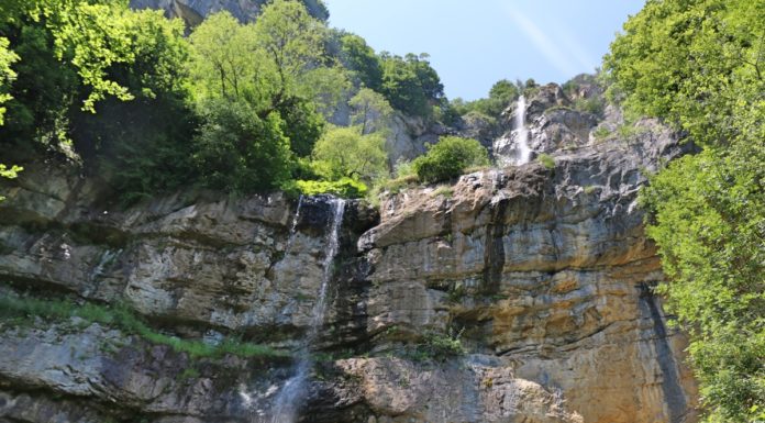 Вазовата екопътека и водопадът Скакля
