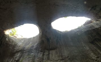 Пещери и природни феномени край Карлуково