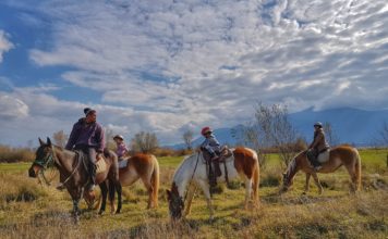 На коне из Разложката котловина
