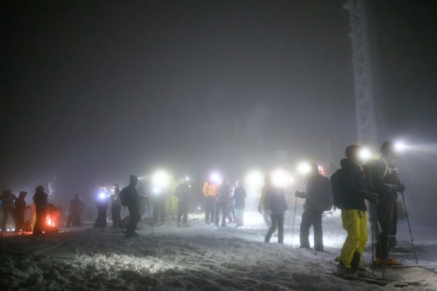Нощно качване на Черни връх