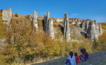 Непознатите великани в каньона на река Ръчене каньона на река Ръчене