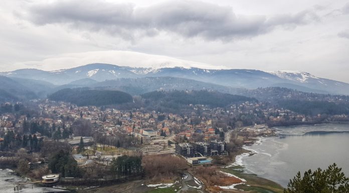 Панорамна пътека край Панчеревското езеро – кратко раздвижване през всички сезони Панчеревското езеро