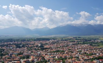 Панорамна алея Стъпалата, Разлог – една забележителност за всеки вкус панорамна алея Стъпалата