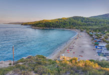 Плажовете на Ситония – 7 топ места за семейна почивка