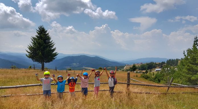 Детска велоинвазия в Западни Родопи – от гара Аврамово през Орцево до Краище